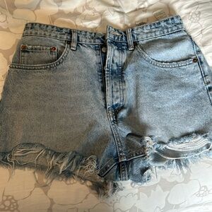 Zara button up jean, frayed, short size 6